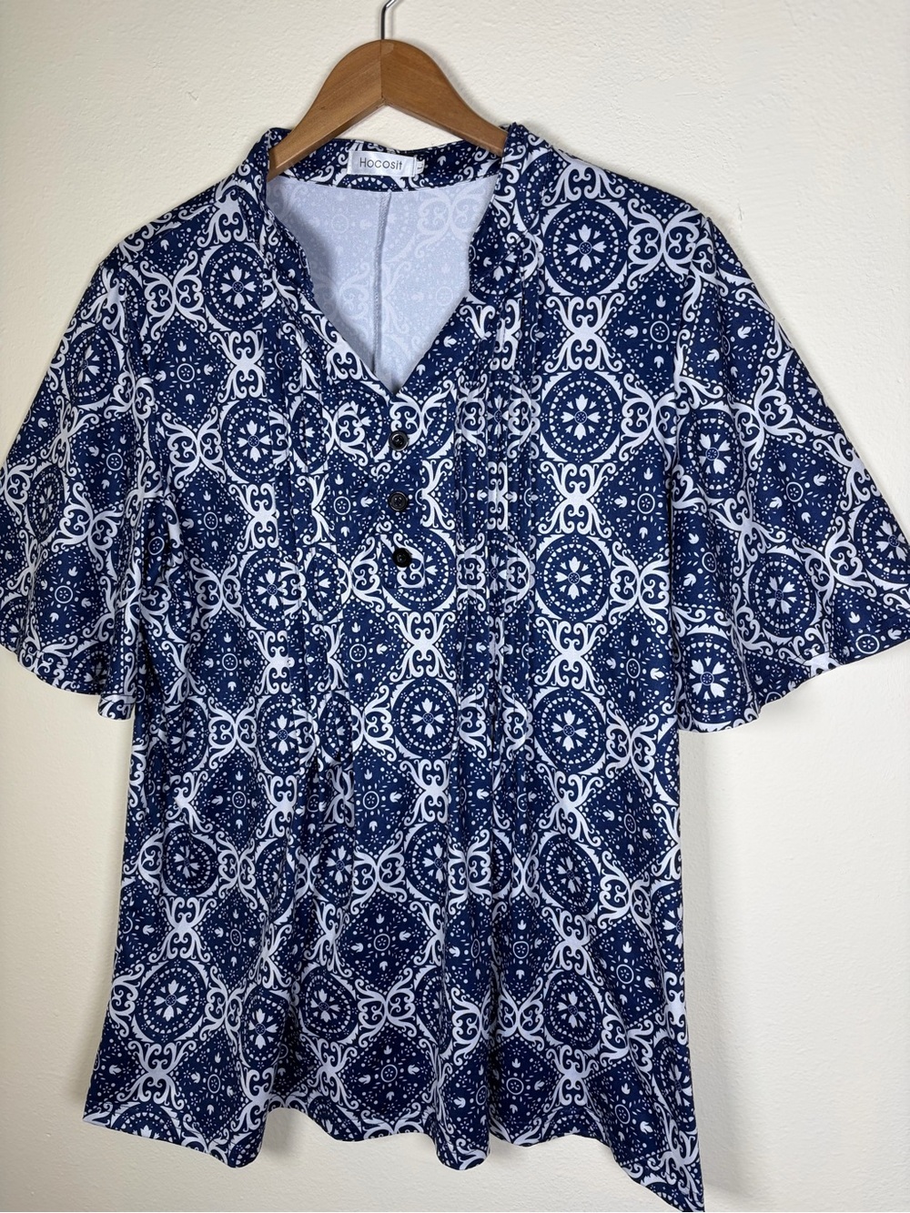Hocosit Blue White Medallion Print Tunic Blouse Size L Boho Top